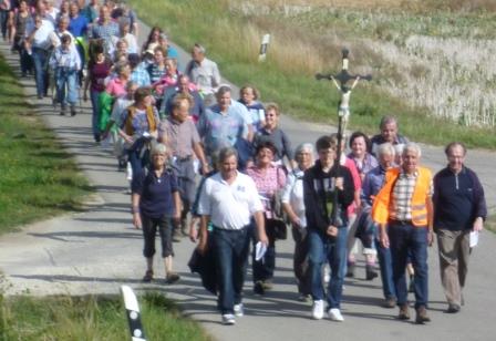 Wallfahrt Violaumit Bus w