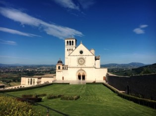 kl assisi 2920130 by yoloizi cc0 gemeinfrei pixabay pfarrbriefservice