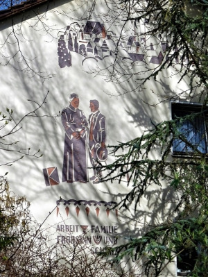 Kolping an der Hauswand